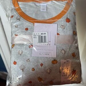 NWT Lauren Conrad Jammies for Your Families fall pajama set
